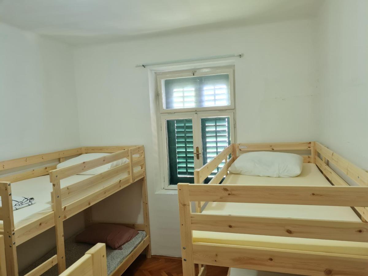 Hostel The King Split Exterior photo